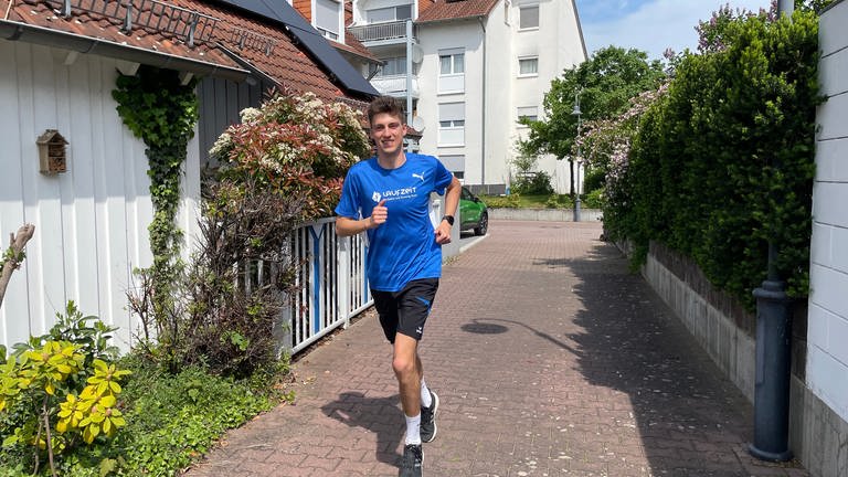 Das Ginsheimer Lauftalent Patrick Andres will seinen Titel beim Halbmarathon Mainz verteidigen. (Foto: SWR, G. Schlenk)